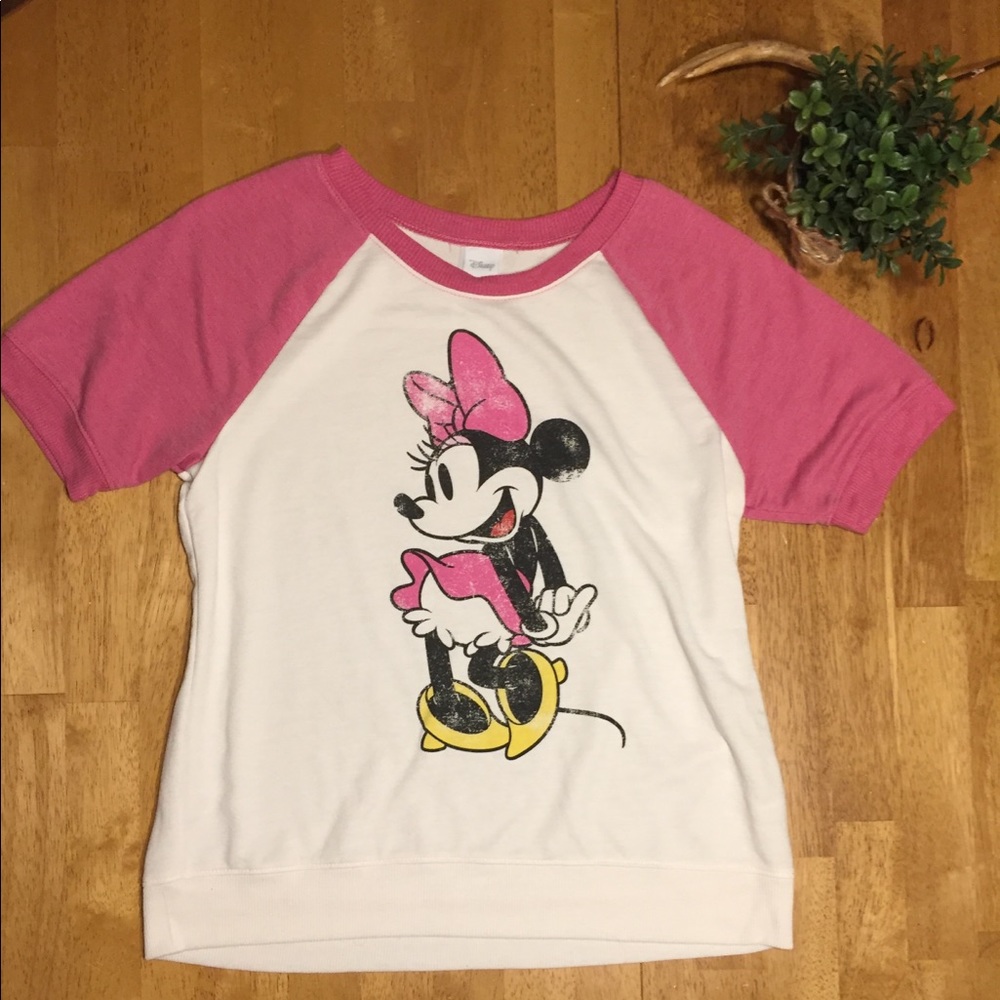 Minnie Mouse shirt